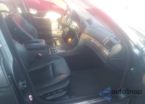 2001 BMW 740Il z USA, uszkodzony, nr VIN WBAGH83481DP20223